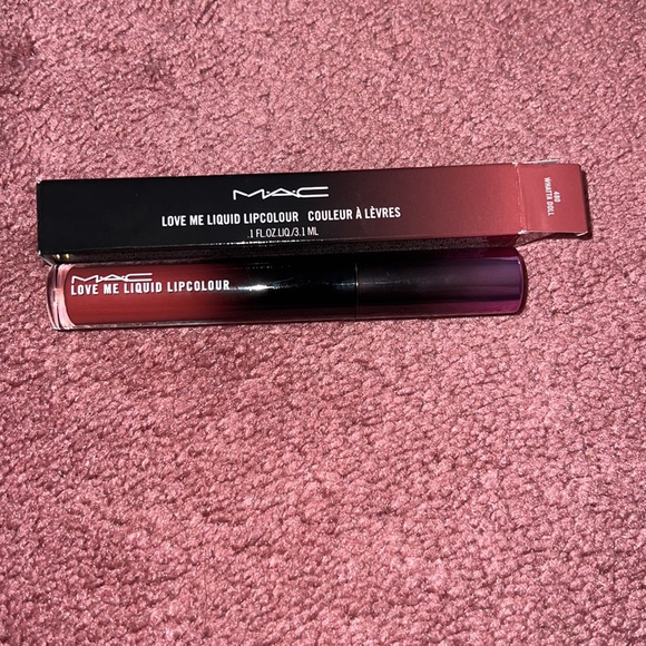 Mac love me liquid lip color in whatta doll new in box - Picture 2 of 5